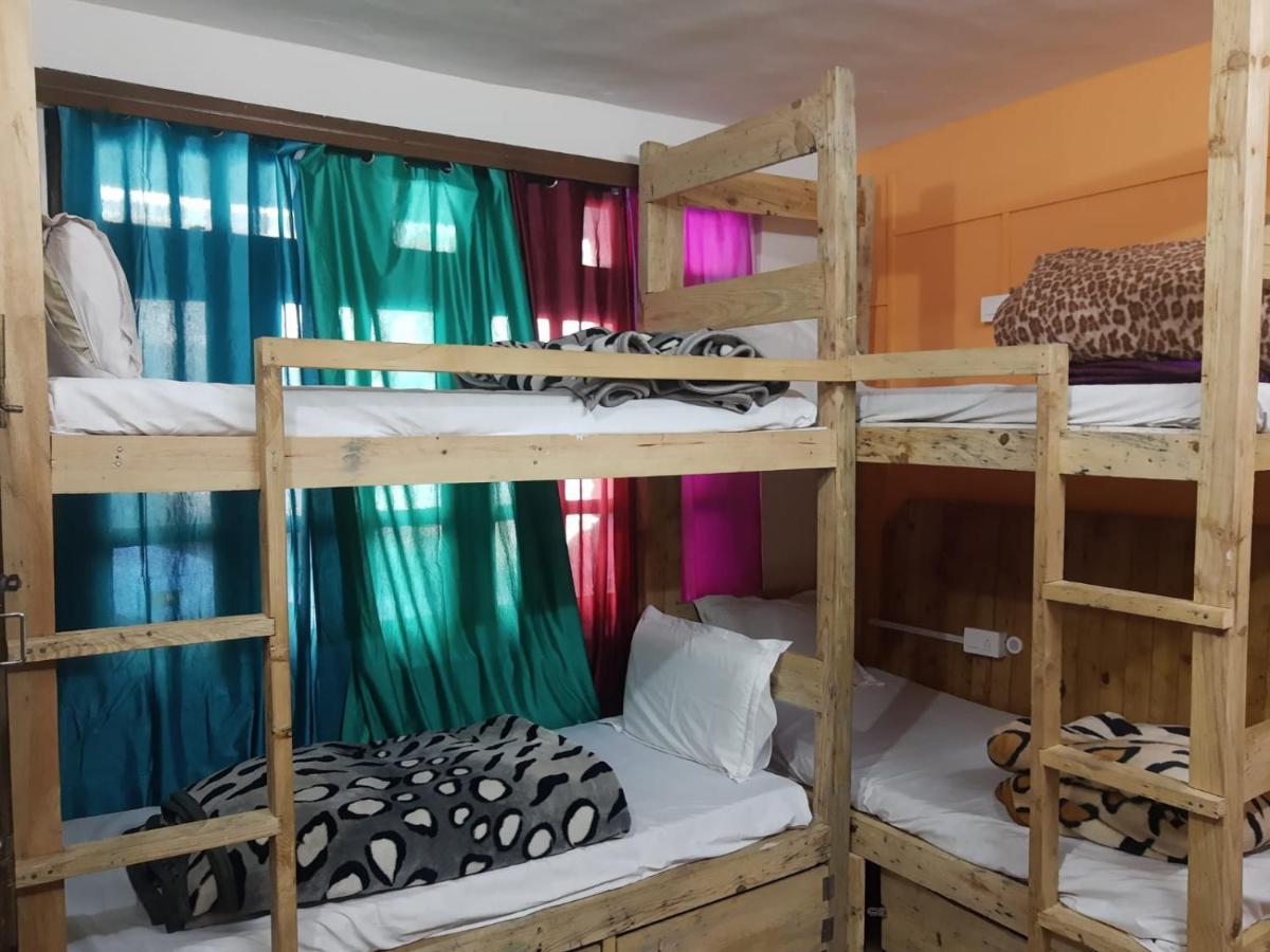 Hostel La Siesta India Manali Exteriér fotografie
